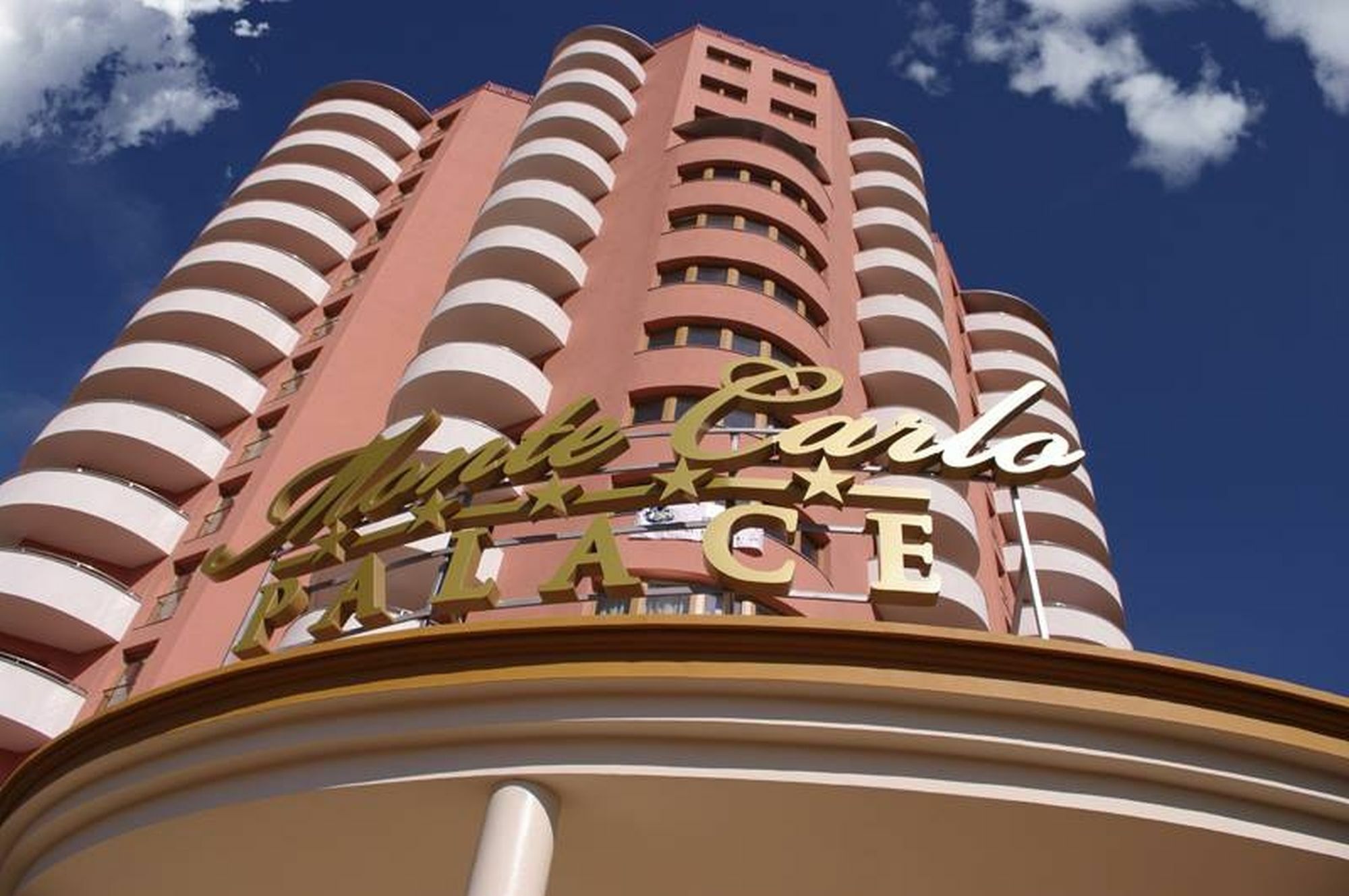 酒店 Monte Carlo Palace 4*